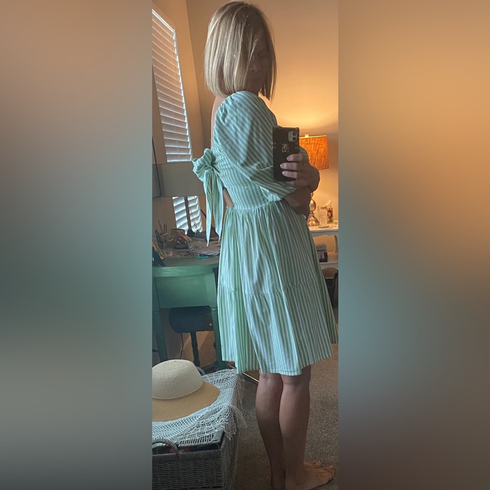 Women’s Mint Green Striped Tie-Back Dress by Beach Lunch Lounge 💚🤍 Small